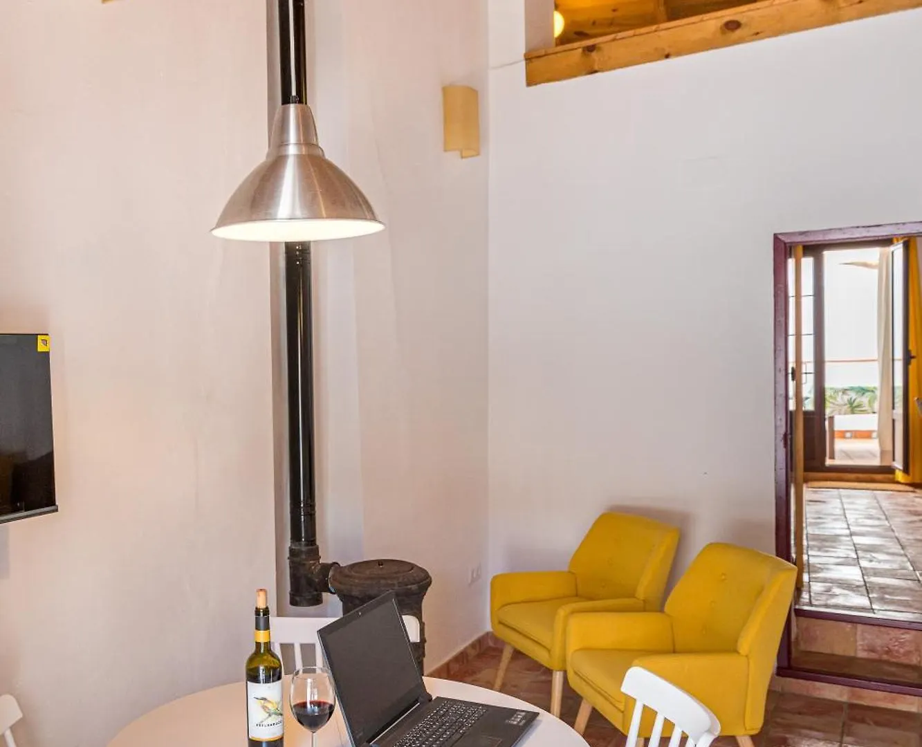 Casa Rural La Artistica, Alojamiento Y Arte Fuenteheridos Holiday home